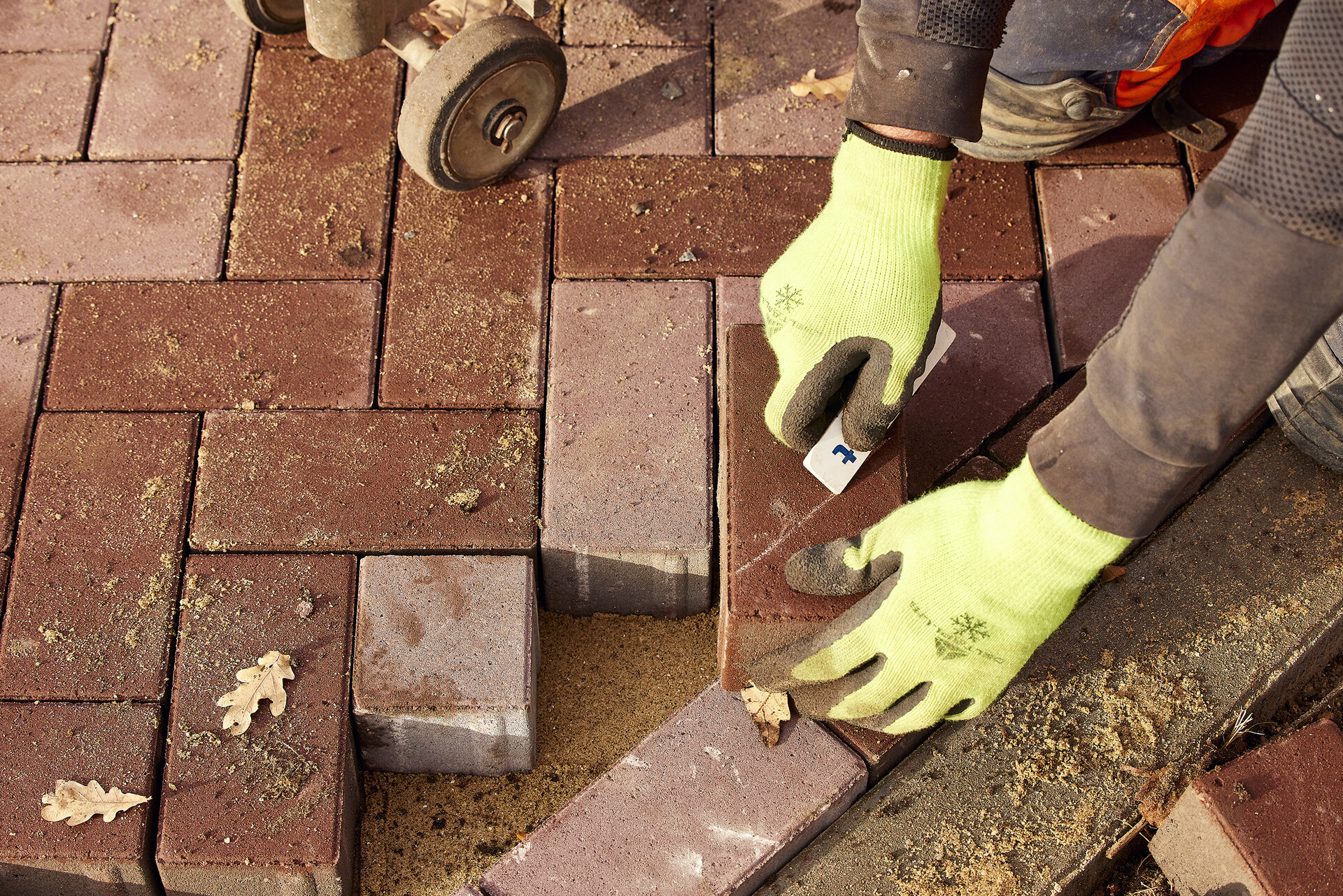 Professionele bestrating voor zakelijke en infrastructurele projecten